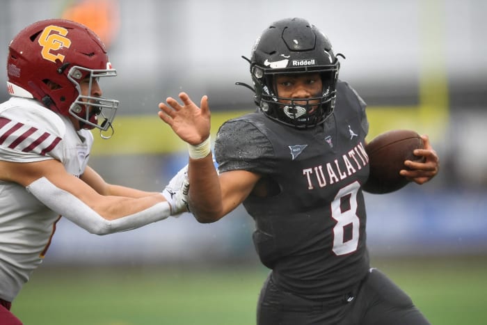 Tualatin.Central-Catholic.6A-football-final.Leon-Neuschwander.47